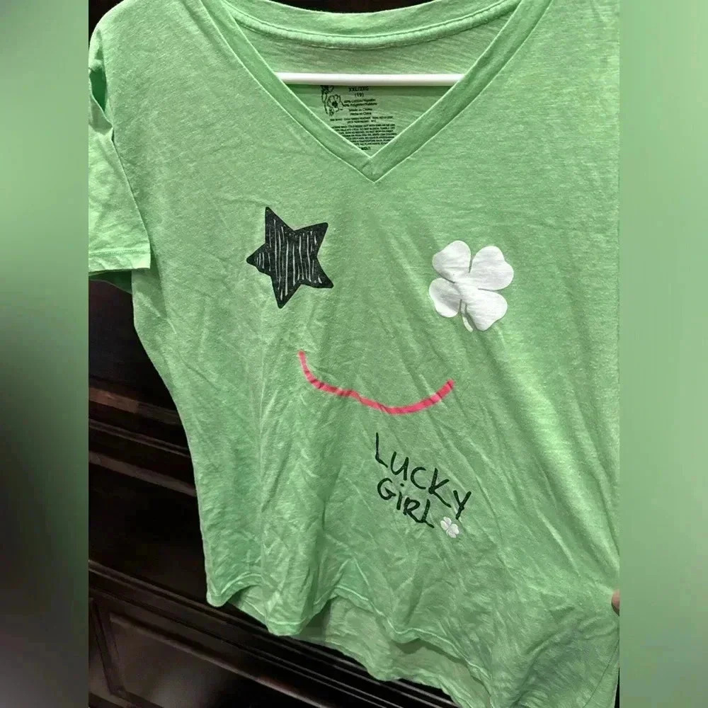 Green t shirt